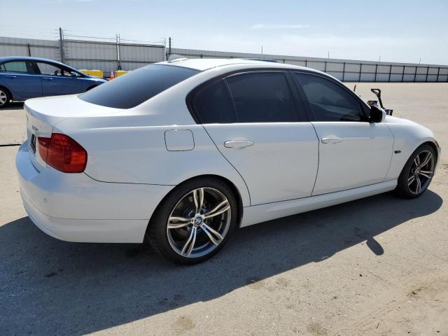 Photo 2 VIN: WBAPH5C50BF093515 - BMW 3 SERIES 