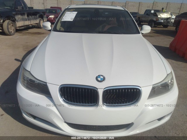 Photo 5 VIN: WBAPH5C51BA443778 - BMW 3 