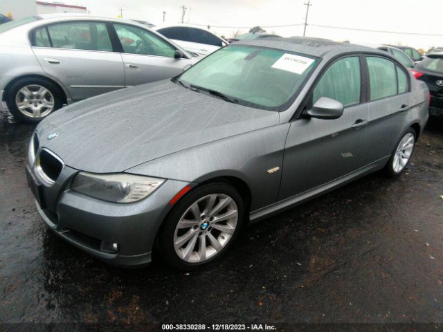 Photo 1 VIN: WBAPH5C51BA447412 - BMW 328I 