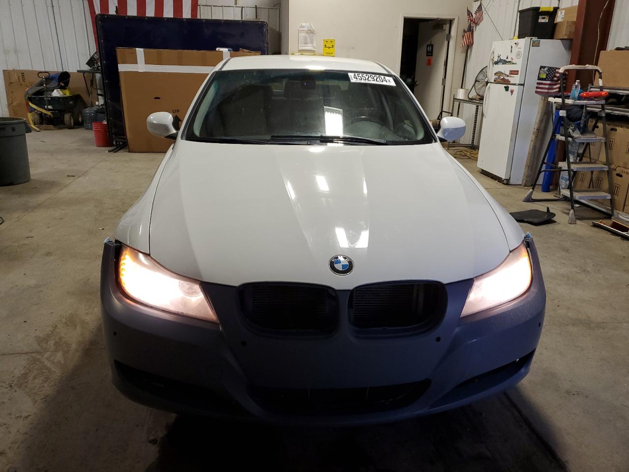 Photo 4 VIN: WBAPH5C51BF093670 - BMW 3ER 