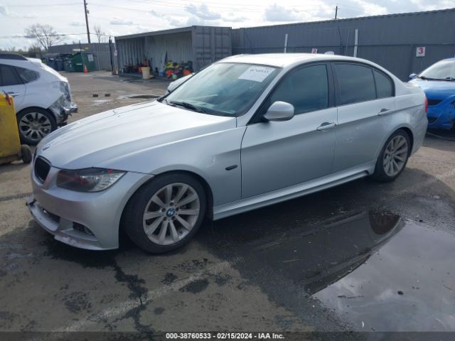 Photo 1 VIN: WBAPH5C52BA441022 - BMW 328I 