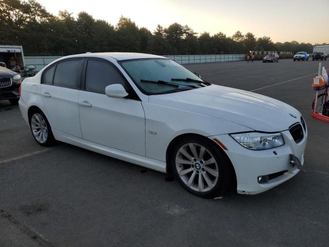 Photo 3 VIN: WBAPH5C52BA442610 - BMW 328 I SULE 