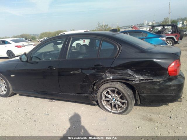 Photo 5 VIN: WBAPH5C54AA439898 - BMW 328I 