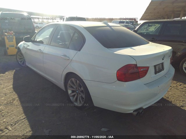 Photo 2 VIN: WBAPH5C54BA443984 - BMW 3 