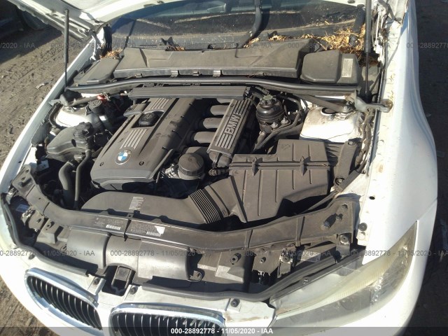 Photo 9 VIN: WBAPH5C54BA443984 - BMW 3 