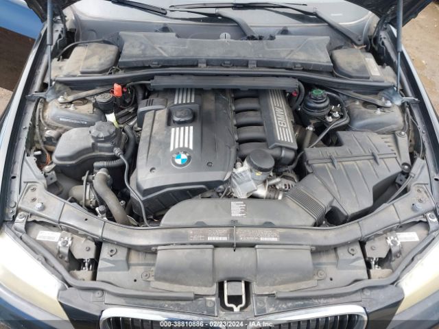 Photo 9 VIN: WBAPH5C54BA444780 - BMW 3 SERIES 