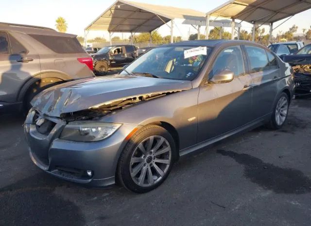 Photo 1 VIN: WBAPH5C54BA444987 - BMW 3ER 