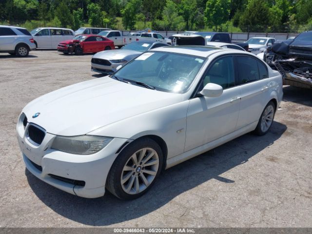 Photo 1 VIN: WBAPH5C54BF093212 - BMW 328I 