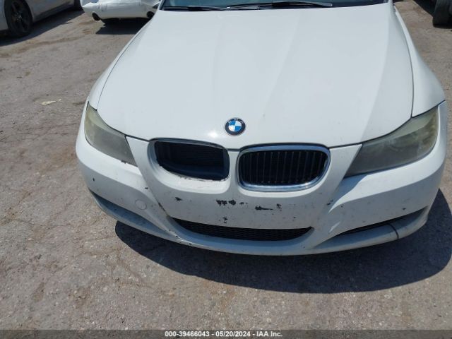 Photo 5 VIN: WBAPH5C54BF093212 - BMW 328I 