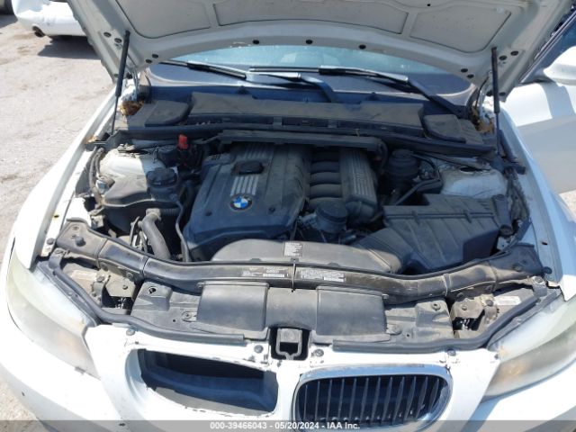 Photo 9 VIN: WBAPH5C54BF093212 - BMW 328I 