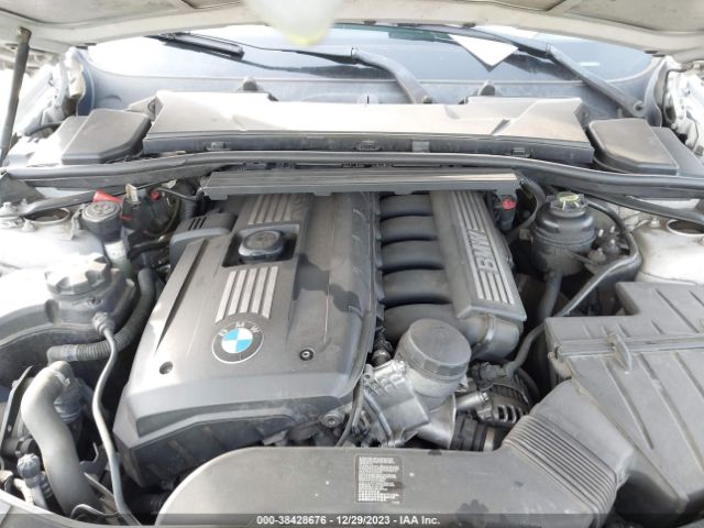 Photo 9 VIN: WBAPH5C55BA443931 - BMW 328I 