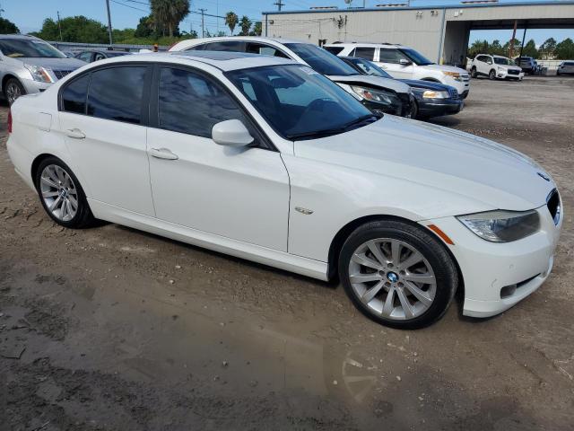 Photo 3 VIN: WBAPH5C55BA445727 - BMW 3 SERIES 