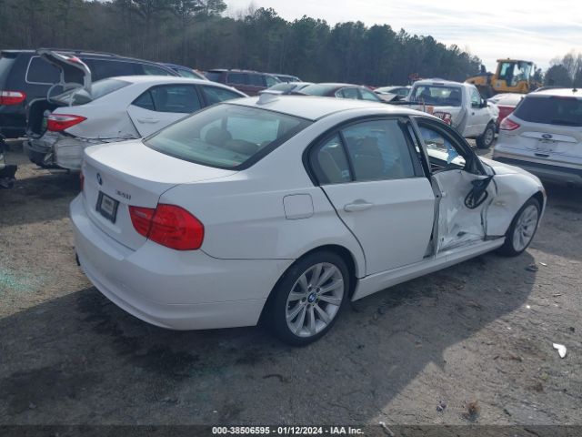 Photo 3 VIN: WBAPH5C55BA447316 - BMW 328I 