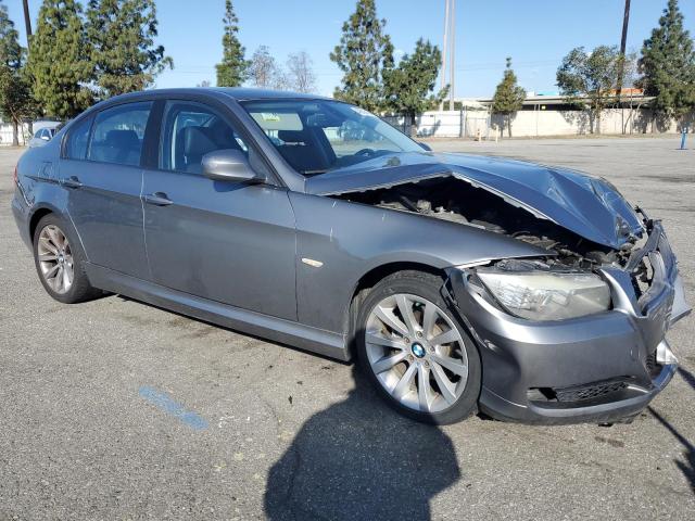 Photo 3 VIN: WBAPH5C57BA443820 - BMW 3 SERIES 