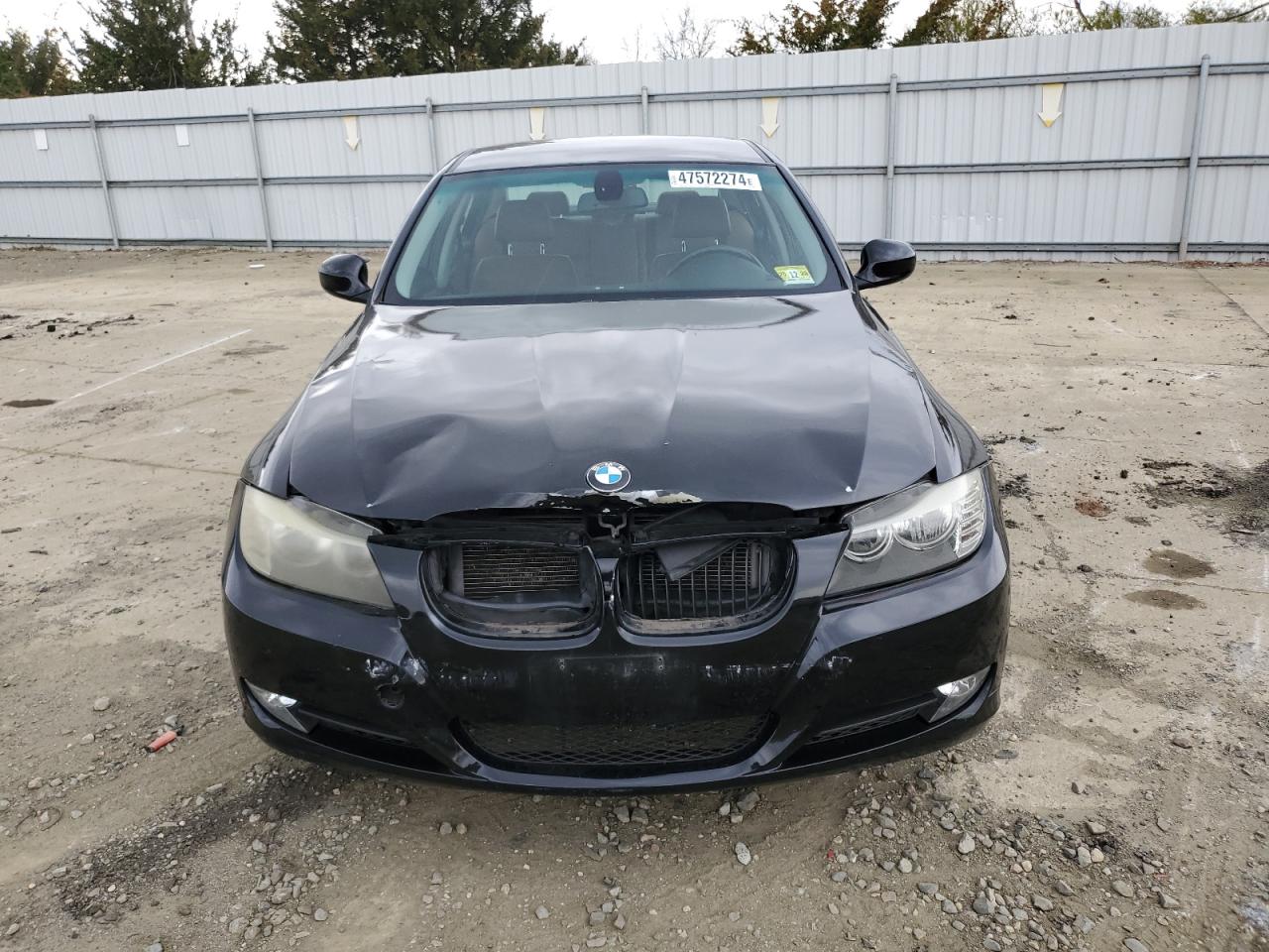 Photo 4 VIN: WBAPH5C58BA441588 - BMW 3ER 