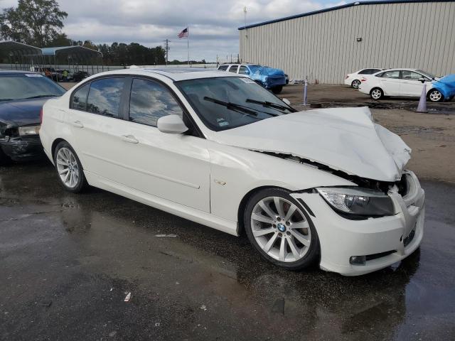 Photo 3 VIN: WBAPH5C58BA441767 - BMW 328 I SULE 