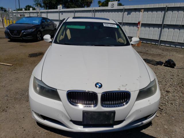 Photo 4 VIN: WBAPH5C58BA447696 - BMW 3 SERIES 