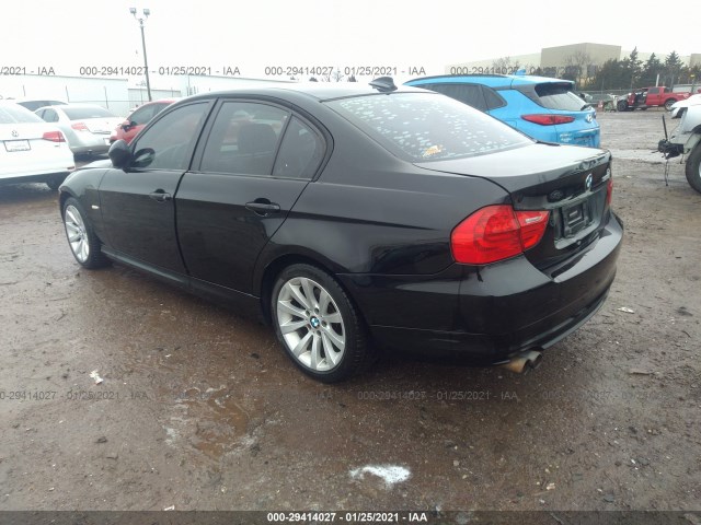 Photo 2 VIN: WBAPH5C58BA998906 - BMW 3 