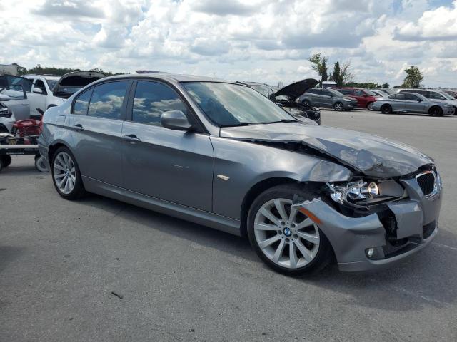 Photo 3 VIN: WBAPH5C59BA441583 - BMW 328 I SULE 