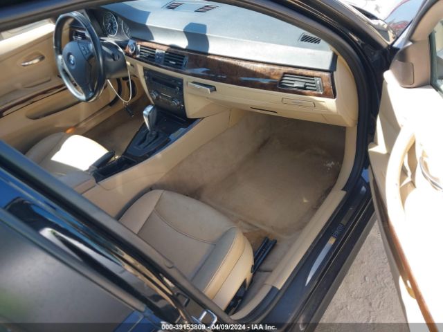 Photo 4 VIN: WBAPH5C59BA445004 - BMW 328I 