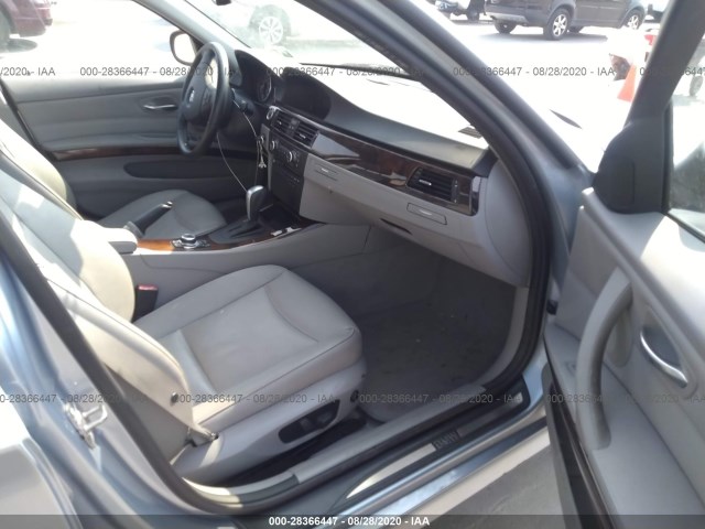 Photo 4 VIN: WBAPH5C59BA447206 - BMW 3 SERIES 