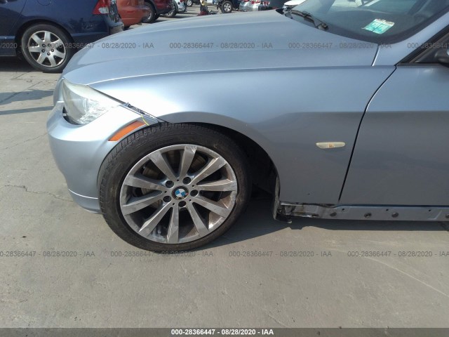 Photo 5 VIN: WBAPH5C59BA447206 - BMW 3 SERIES 