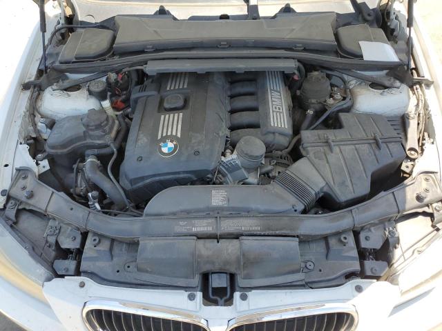 Photo 10 VIN: WBAPH5C59BF093402 - BMW 3 SERIES 