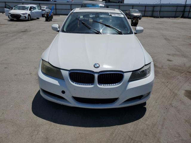 Photo 4 VIN: WBAPH5C59BF093402 - BMW 3 SERIES 