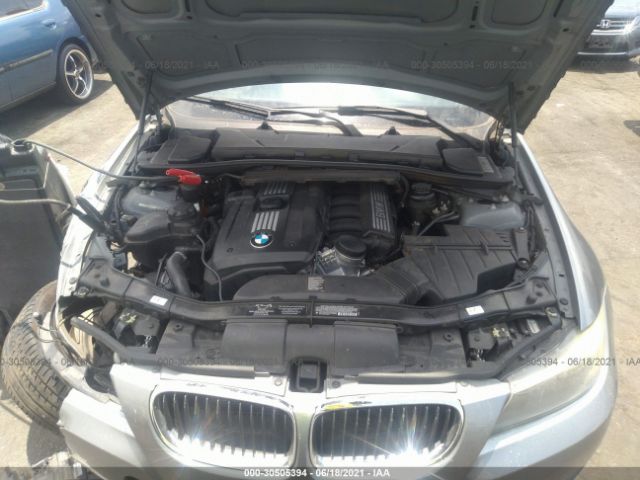 Photo 9 VIN: WBAPH5C59BF093867 - BMW 3 