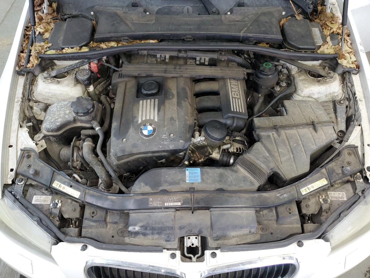 Photo 10 VIN: WBAPH5C5XBA441320 - BMW 3ER 