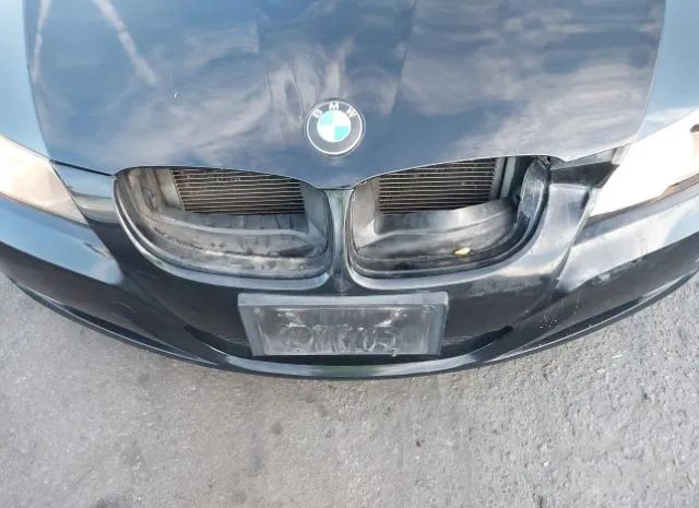 Photo 5 VIN: WBAPH5C5XBA444198 - BMW 3ER 