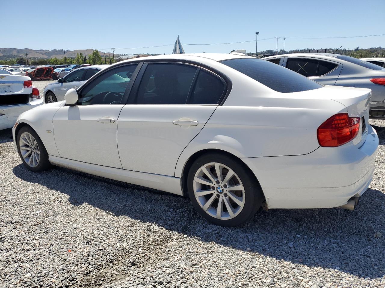 Photo 1 VIN: WBAPH5C5XBA444590 - BMW 3ER 