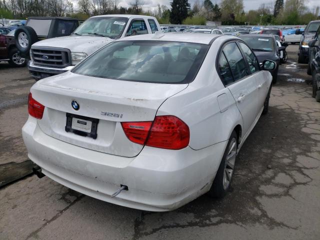 Photo 3 VIN: WBAPH5C5XBA448560 - BMW 328 I SULE 