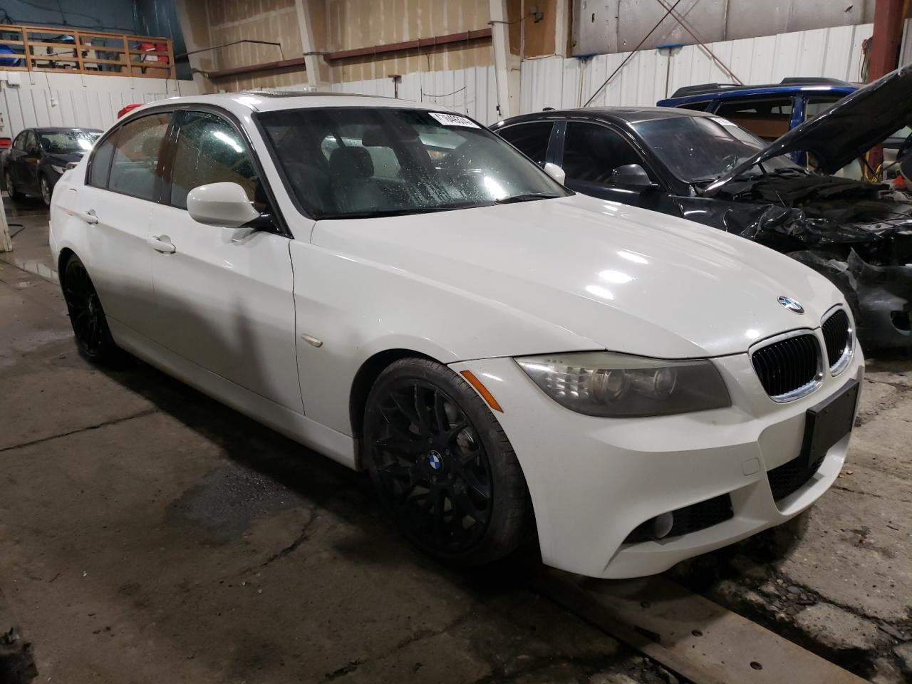 Photo 3 VIN: WBAPH5G51BNM73821 - BMW 3ER 