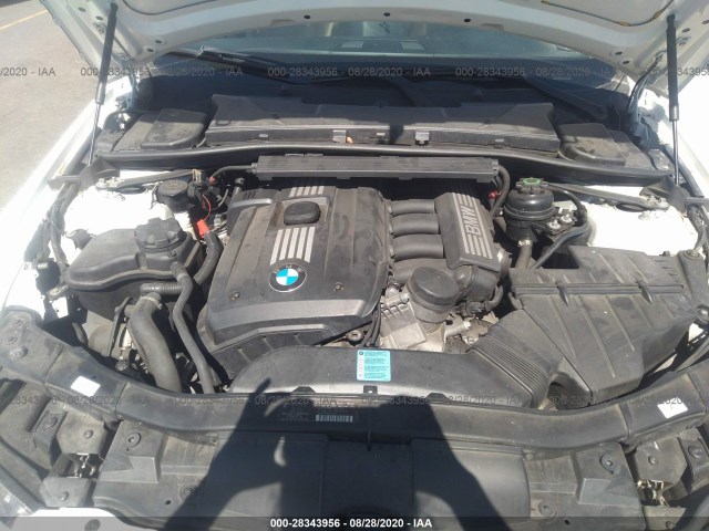 Photo 9 VIN: WBAPH5G51BNM78579 - BMW 3 