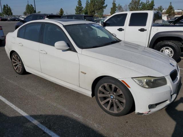 Photo 3 VIN: WBAPH5G52BNM82513 - BMW 328 I SULE 