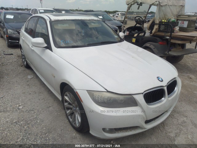 Photo 0 VIN: WBAPH5G52BNN59381 - BMW 3 