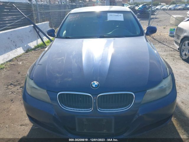 Photo 5 VIN: WBAPH5G53BNM75196 - BMW 328I 