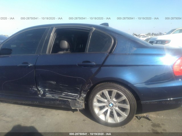 Photo 5 VIN: WBAPH5G54BNM73120 - BMW 3 