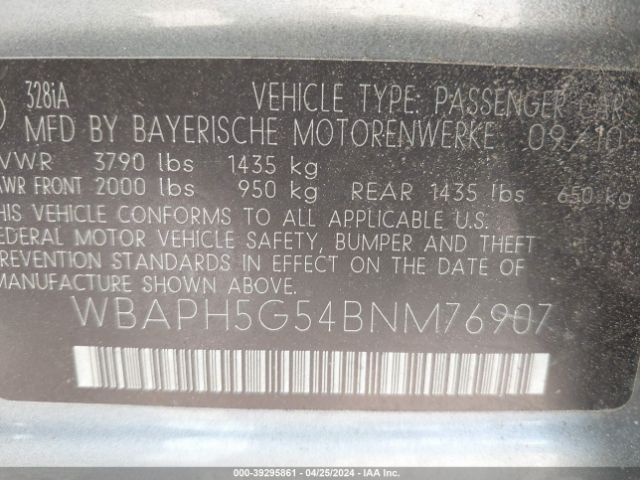 Photo 8 VIN: WBAPH5G54BNM76907 - BMW 328I 