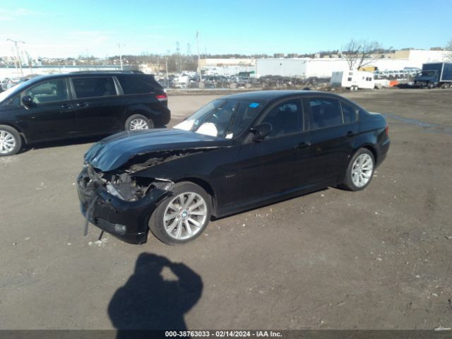 Photo 1 VIN: WBAPH5G54BNM77636 - BMW 328I 