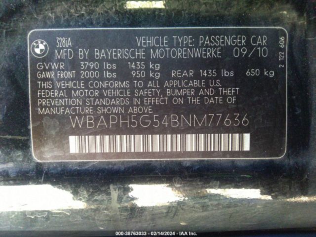 Photo 8 VIN: WBAPH5G54BNM77636 - BMW 328I 