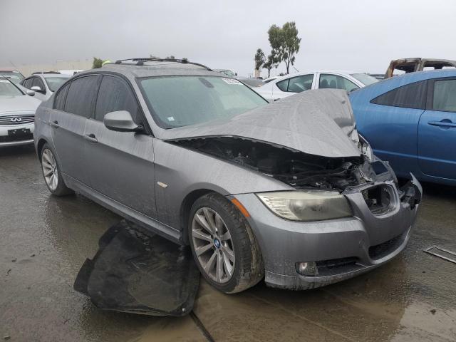 Photo 3 VIN: WBAPH5G56BNM77234 - BMW 3 SERIES 