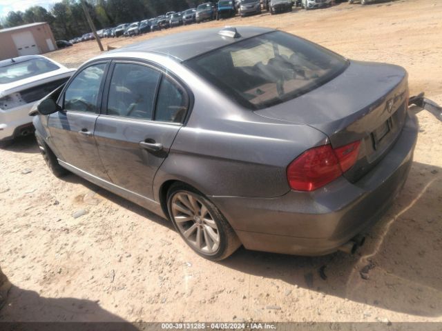 Photo 2 VIN: WBAPH5G56BNM77590 - BMW 328I 