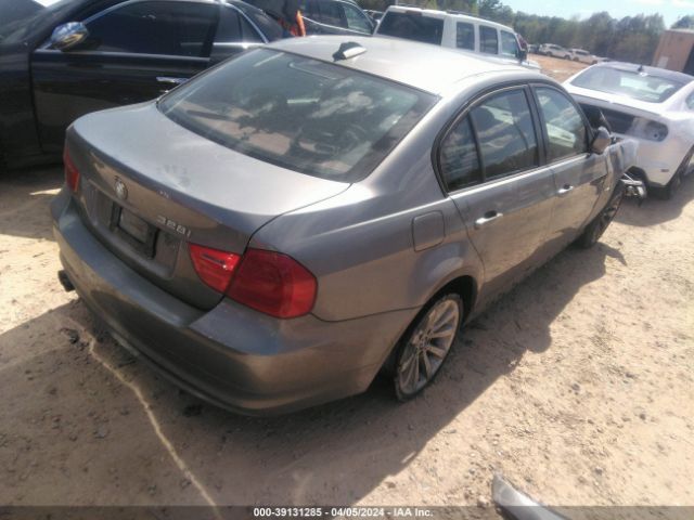 Photo 3 VIN: WBAPH5G56BNM77590 - BMW 328I 