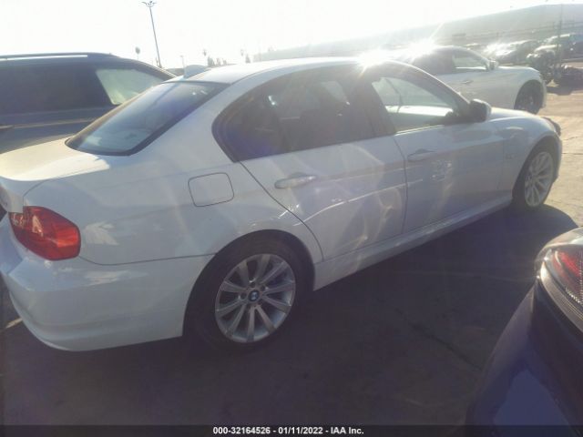 Photo 3 VIN: WBAPH5G56BNM79291 - BMW 3 