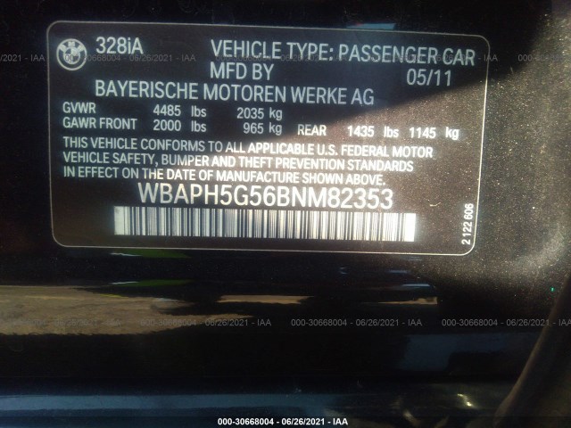 Photo 8 VIN: WBAPH5G56BNM82353 - BMW 3 