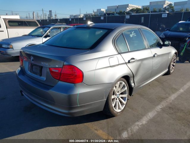 Photo 3 VIN: WBAPH5G57BNM75587 - BMW 328I 