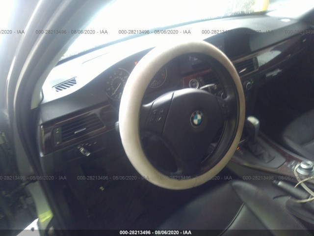 Photo 4 VIN: WBAPH5G57BNN59568 - BMW 3 