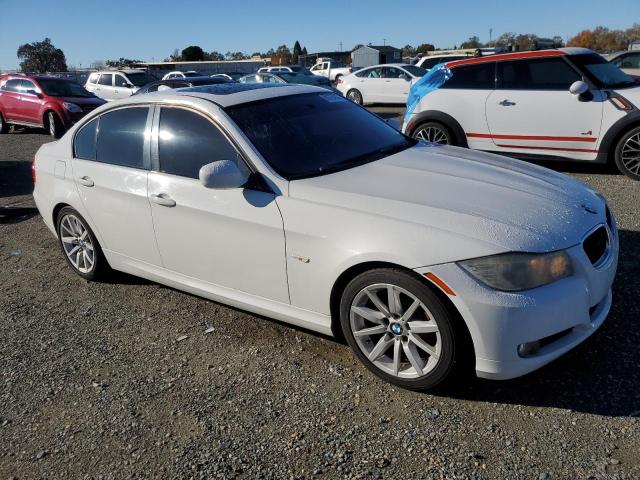 Photo 3 VIN: WBAPH5G58ANM35923 - BMW 328 I SULE 